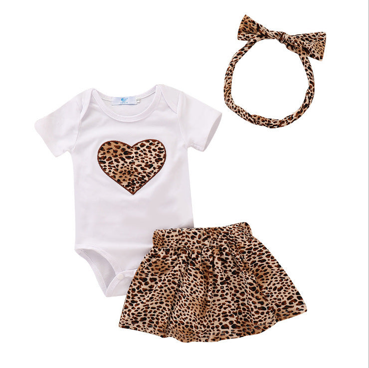 Baby clothing gift set leopard with white onesie heart print skirt and matching headband